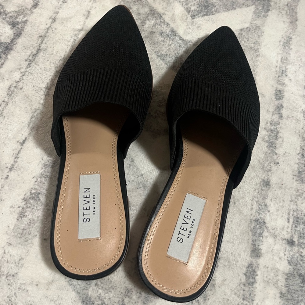 Steven NY Black Pointed-Toe Mules